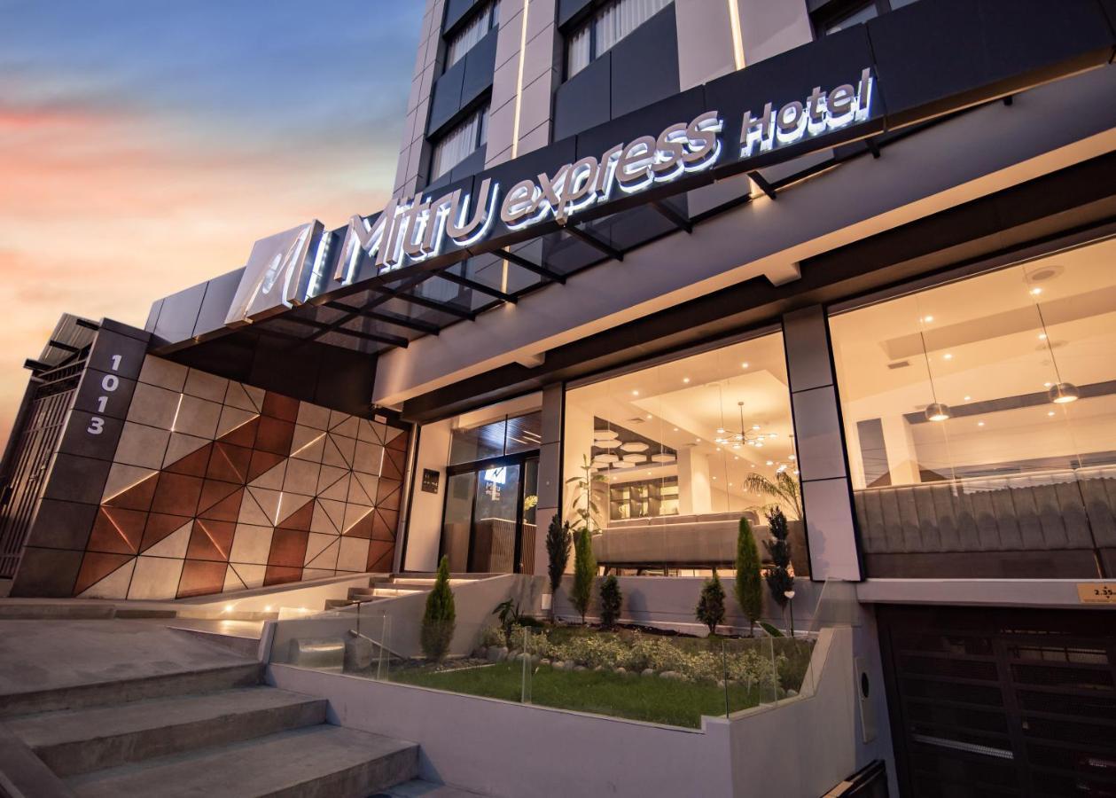 Mitru Express Hotel La Paz Exterior photo
